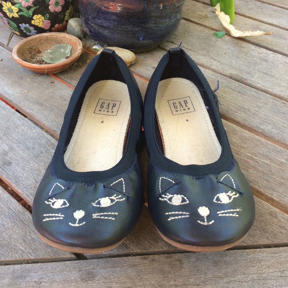 ❄️ Gap Kitty Ballet Flats ❄️